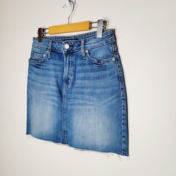 Calvin Klein Jeans Distressed Denim Skirt - Picture 3 of 8